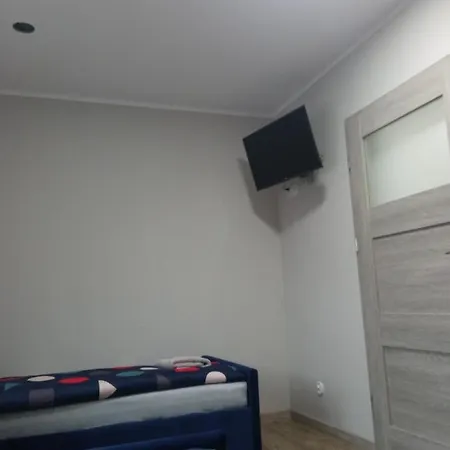 Szafir - Noclegigrodziskpl 3*