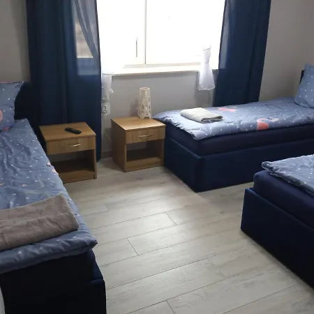 Szafir - Noclegigrodziskpl Bed & Breakfast Grodzisk Mazowiecki