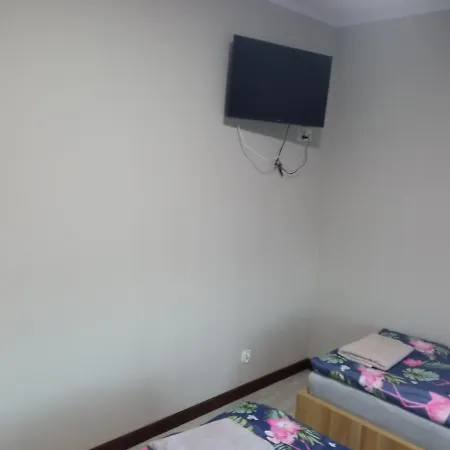 Bed & Breakfast Szafir - Noclegigrodziskpl Grodzisk Mazowiecki