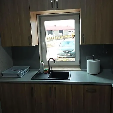 Szafir - Noclegigrodziskpl Bed & Breakfast 3*
