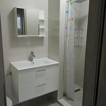Bed & Breakfast Szafir - Noclegigrodziskpl